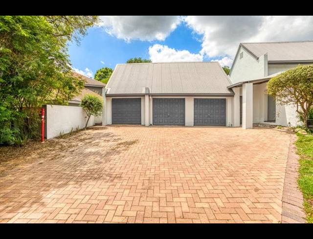 3 BEDROOM HOUSE FOR SALE IN DAINFERN GOLF ESTATE